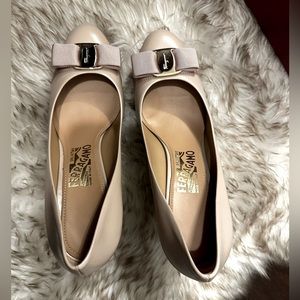 Ferragamo Pumps Nude Size 7.5